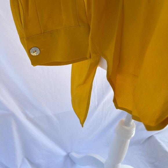 Sunshine yellow Zara blouse - Picture 2 of 5